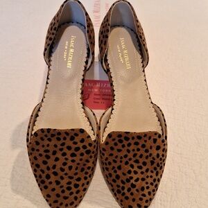 Like New ISSAC MIZRAHI ANIMAL PRINT FLATS! 7.5